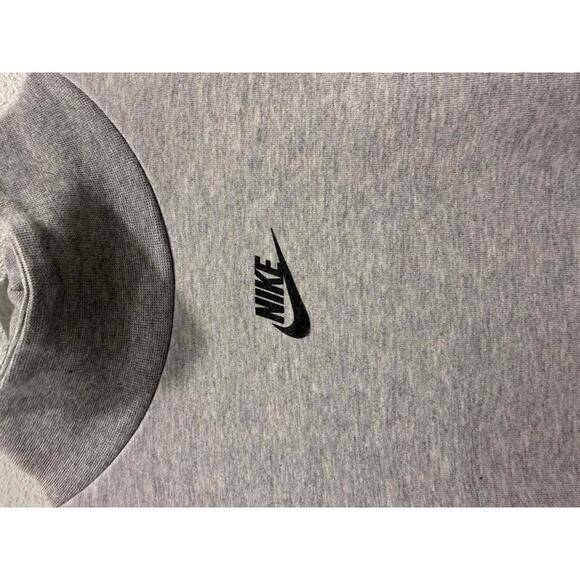 Nike Tech Fleece Turtleneck Pullover, Medium - Picture 5 of 8